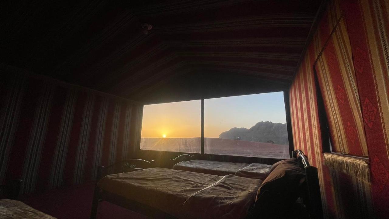 Wadirum Sunset Camp Hotel วาดิรัม ภายนอก รูปภาพ