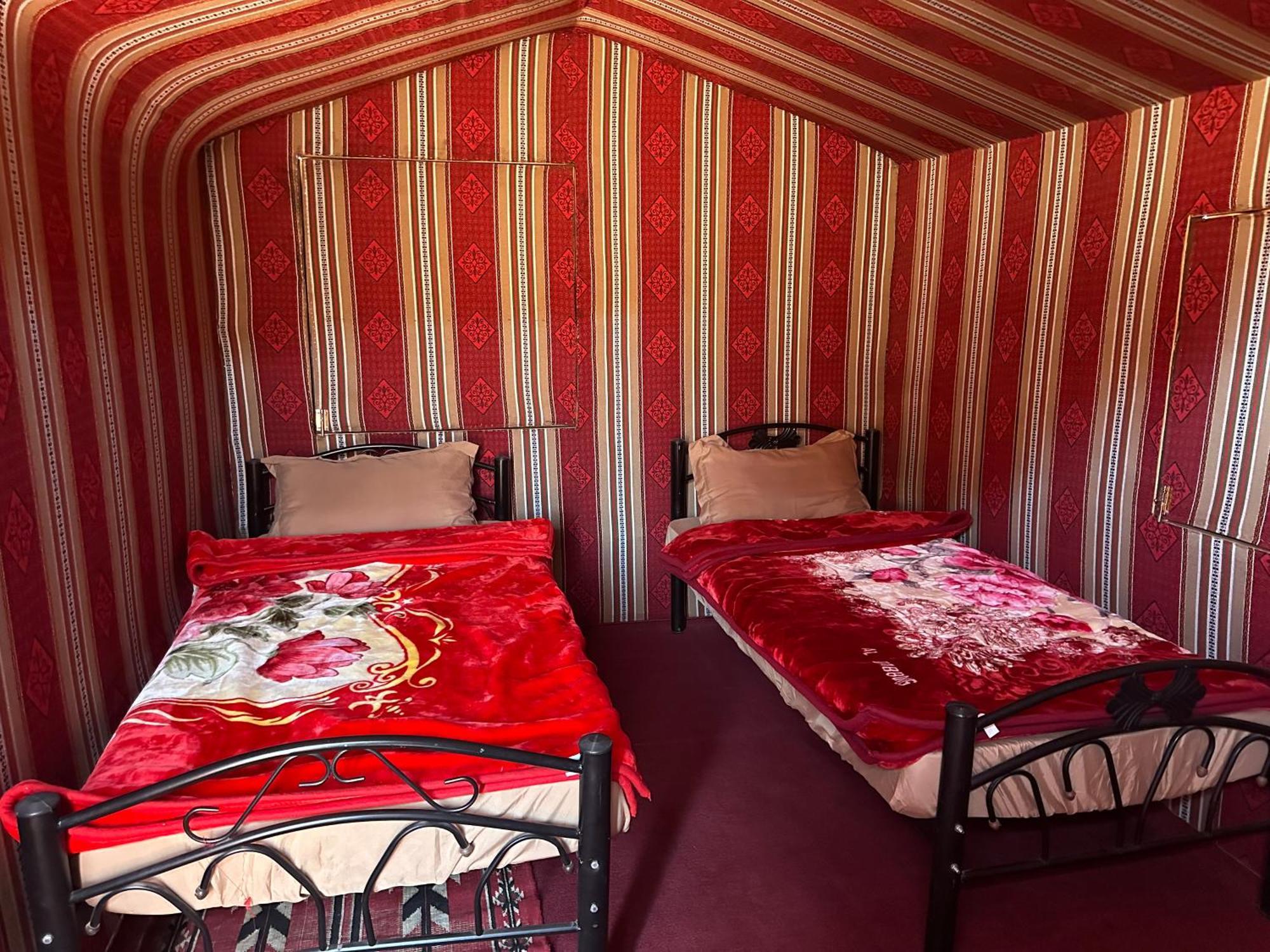 Wadirum Sunset Camp Hotel วาดิรัม ภายนอก รูปภาพ